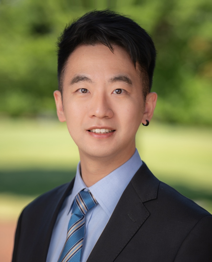 Portrait of Professor Ziyun (Claude) Wang